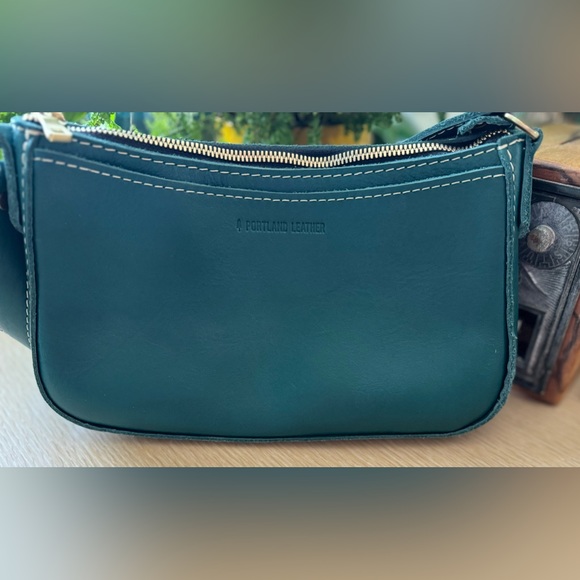 Portland Leather Goods Peacock Baguette - Picture 5 of 8